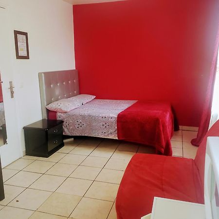 Le Cedre Hotel Saint-Denis  Luaran gambar
