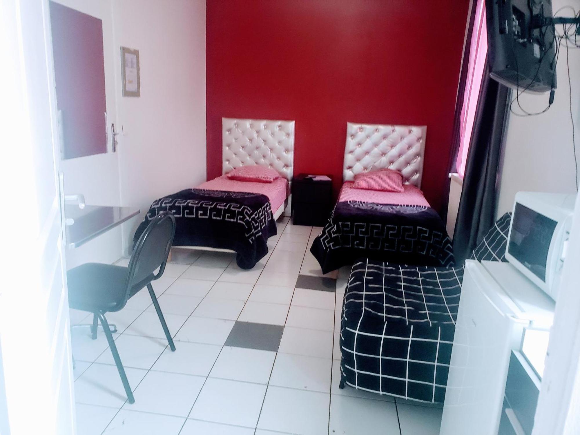Le Cedre Hotel Saint-Denis  Luaran gambar